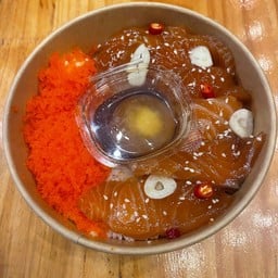 กุ้งดอง แซลมอนดอง กุ้งแช่ ซาซิมิ byใจฟู ทะเลดอง ตลาด18คอร์ด สาขา3