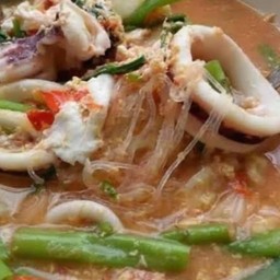 สุกี้น้ำปลาหมึก