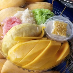 ข้าวเหนียวมูลทุเรียนผสมมะม่วง