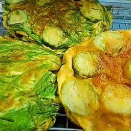 ไข่เจียวมะเขือยาวน้ำพริกกะปิ