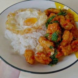 กระเพราไก่กรอบ+ไข่ดาว