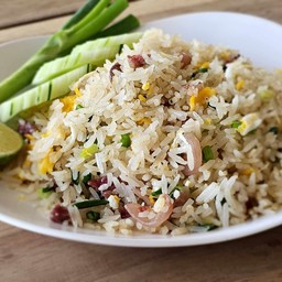 ข้าวผัดแหนม