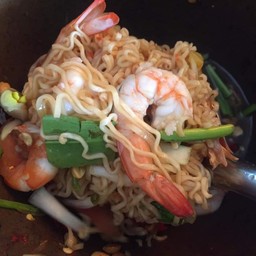 ตำมาม่ากุ้งสุก