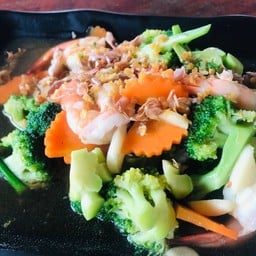 บล๊อกคอลี่ผัดกุ้ง