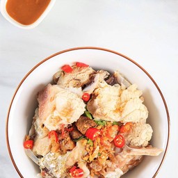 ยำหัวปลาเก๋า