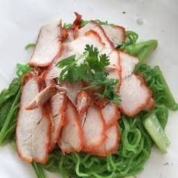 ส้มตำ ยำแซ่บ กล้วยน้ำไทย