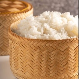 หมูปิ้งแจ่วกระเทียม ข้าวคลุกปลาทู byยายเทื้อมา