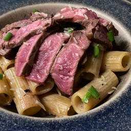 Rigatoni Brown Onion Cream With Grilled Picanha