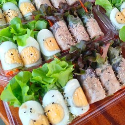 โรลทูน่า+ไข่ต้ม