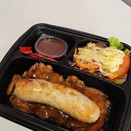 สเต๊กไก่+ไส้กรอกเยอรมัน