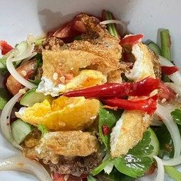 ยำไข่ดาว