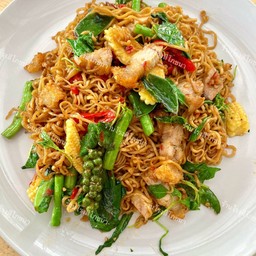 ผัดขี้เมาเส้น (เปลี่ยนเส้นได้)