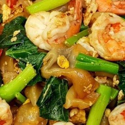 ผัดซีอิ๊วกุ้ง
