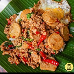 กะเพราหมูสับ+หมูยอ (กับข้าว & กับแกล้ม)