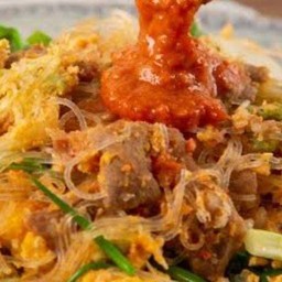 สุกี้แห้งหมู