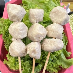 ลูกชิ้นเอ็นไก่