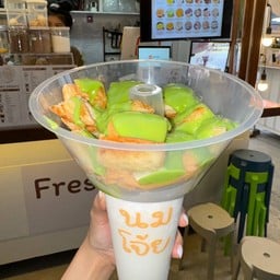 ปังเย็นทูโก สังขยาใบเตยนมสด.