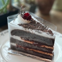 แบลคฟอเรส