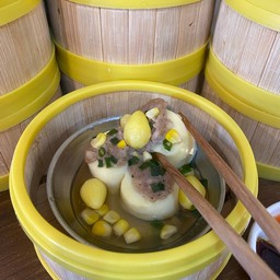 เต้าหู้ไข่และสามสหาย
