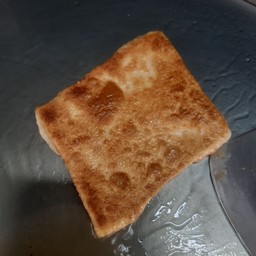 โรตีกรอบ