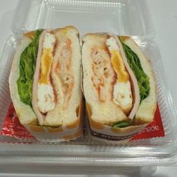 แซนวิส ไข่ แฮม ปูอัด