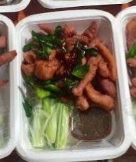 หมูแดดเดียวทอด