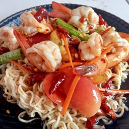 ตำมาม่ากุ้งสะดุ้ง