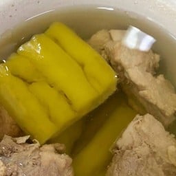 ซี่โครงหมูมะระตุ๋นโถใหญ่