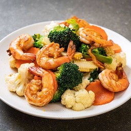 ข้าวราดผัดผักรวมกุ้ง