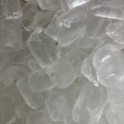 น้ำแข็ง L