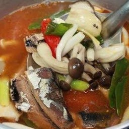 ต้มยำปลากระป๋อง