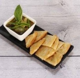 โรตี + แกงเขียวหวานเนื้อ