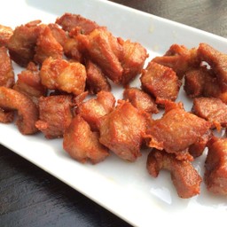 สันคอหมูทอดสูตรคุณยาย