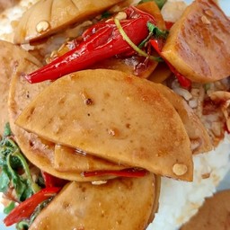 กะเพราหมูยอ