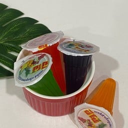 ปีโป้บดวางบนแก้วโปรด