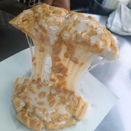 โรตีชีสเนยถั่ว