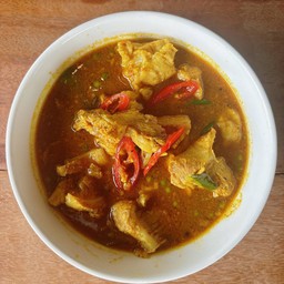 แกงพริกกระดูกหมูอ่อน