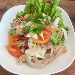 ยำไส้ตัน