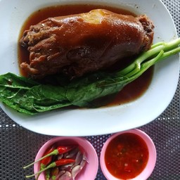 คากิพะโล้ราดข้าว