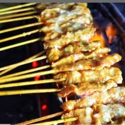 หมูสะเต๊ะ