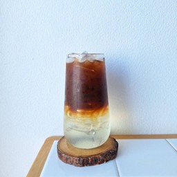 กาแฟดำน้ำมะพร้าว