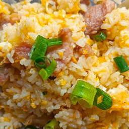 ข้าวผัดหมู