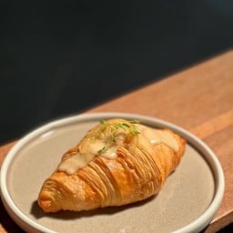 Lemon croissant
