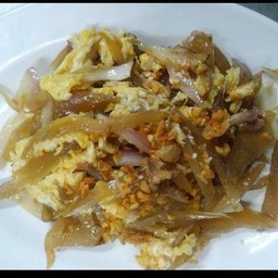 ไชโป๊ผัดไข่ (กับข้าว)