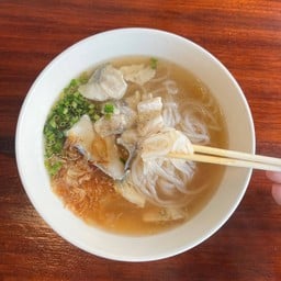 ต้มเส้นปลากระพง