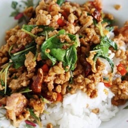 กระเพราเผ็ดเผ็ด by chef boy