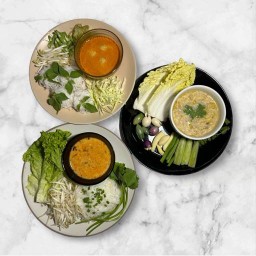 ครัวยายภา  ขนมจีนน้ำยาปลา 100%⭐️ปีกไก่ทอด ⭐️กะเพราหมู⭐️หมูทอดจิ้มแจ่ว⭐️ข้าวคลุกกะปิ ศรีนครินทร์ บางนา ขนมจีนน้ำยากะทิ ปีกไก่ทอด