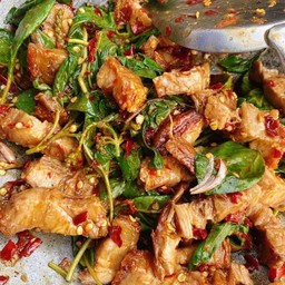 กับข้าวจากหมูกรอบ