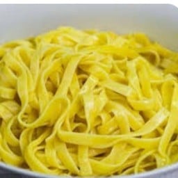 เส้นข้าวซอย