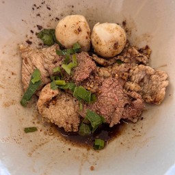 แซ่บแห้ง หมู